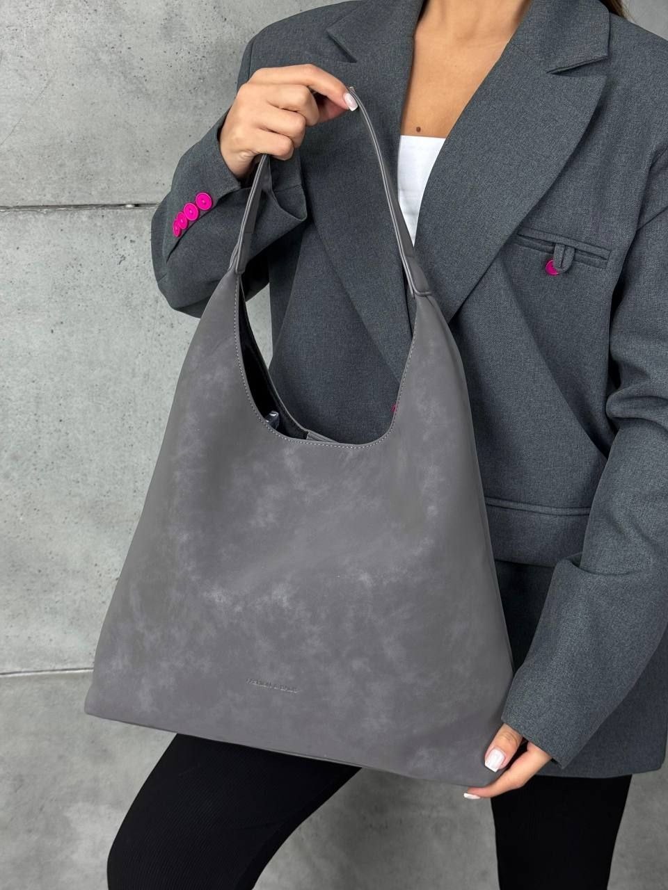 сумка замшевая большая шоппер а4 leyra,сумка замшевая,большая сумка шоппер из натуральной замши черный,шоппер натуральная кожа сумка большая кожаная на плечо reversal,женская сумка шоппер на плечо из