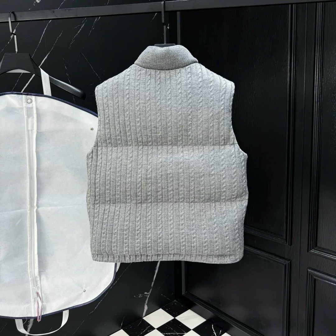 жилетка диор,жилет теплый,жилетка,жилет двусторонний,жилет