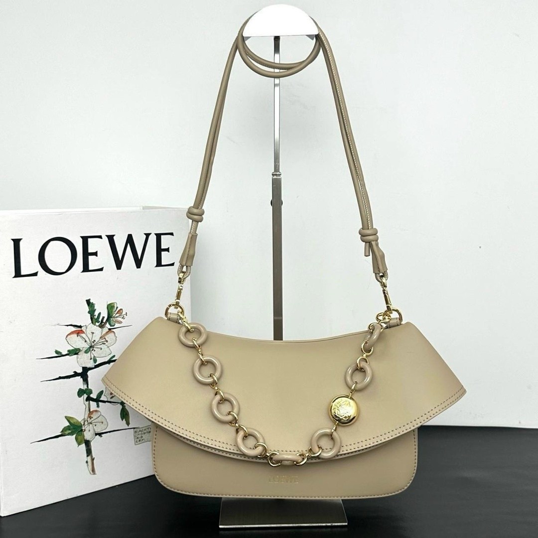 сумка женская loewe цепь комбинированная loewe 506104765,сумка,loewe сумка,сумка женская,женская сумочка