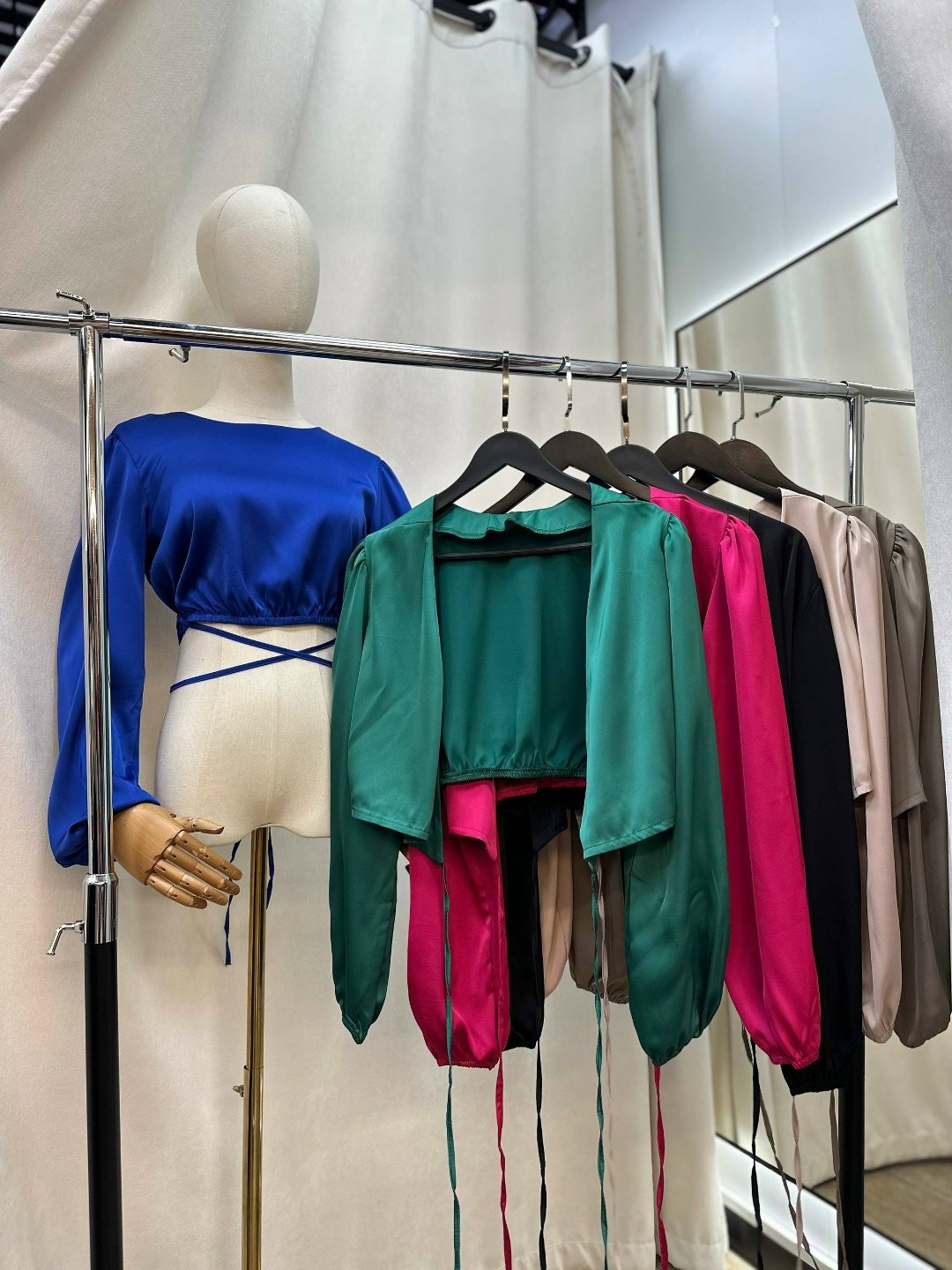 атласное платье,вечерний костюм с юбкой,модное платье,шикарная одежда,блузка женская