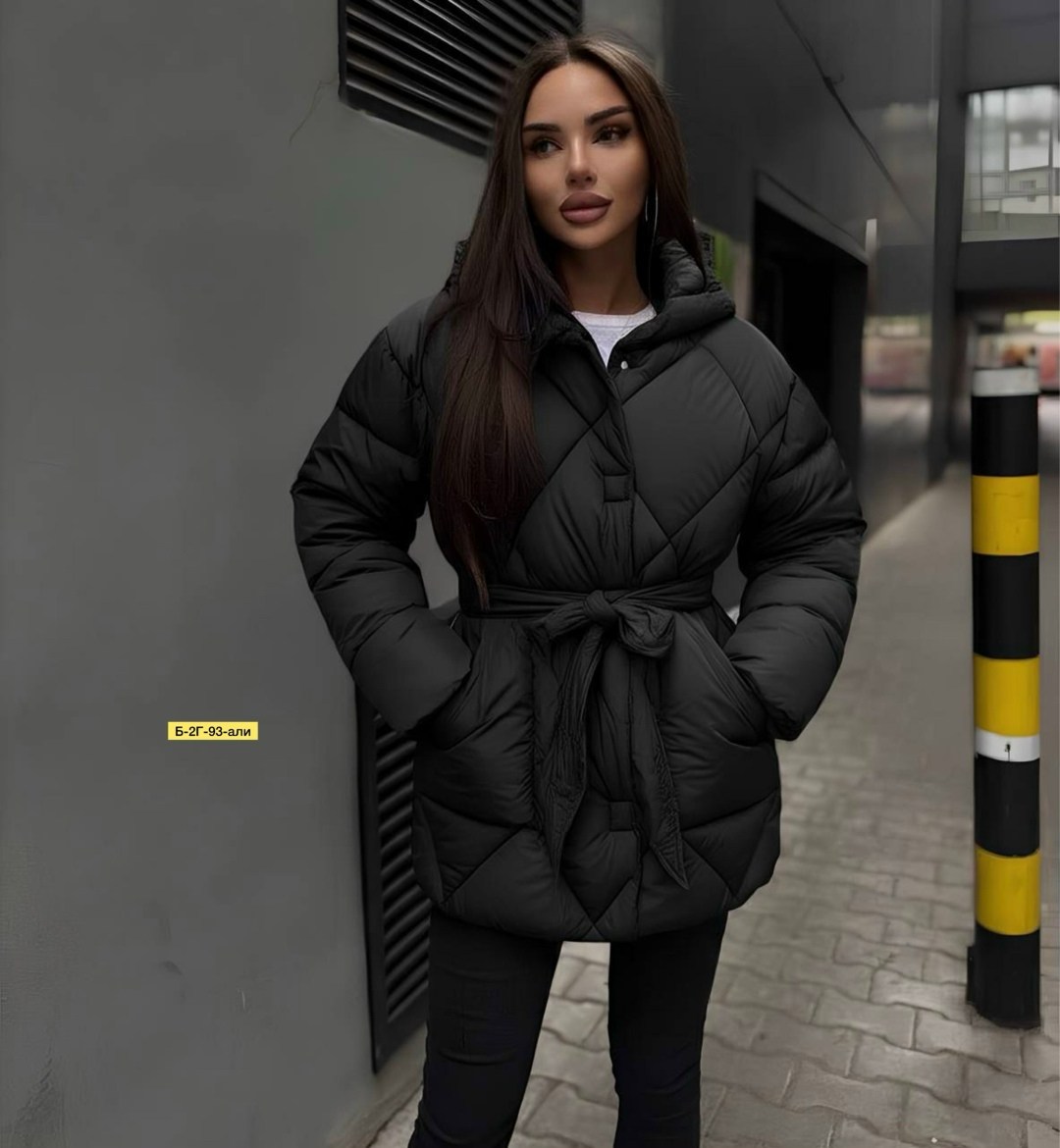 стеганая куртка с поясом и капюшоном каппучино k91 sn,куртка женская демисезонная,куртка демисезонная,куртка женская,куртка с поясом