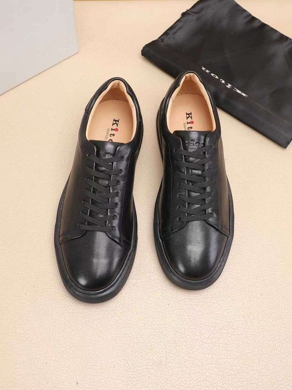 ,кожаные кроссовки brunello cucinelli,кроссовки мужские кожаные,мужские кроссовки из натуральной кожи,мужская