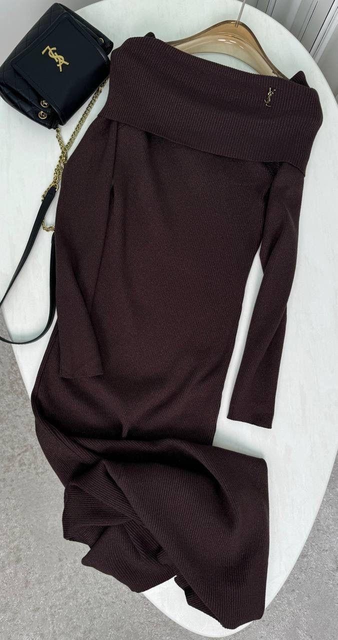 платье трикотажная,вязаное платье,платье,платье женское,коричневое платье-миди с длинными рукавами в рубчик и с открытыми плечами new look