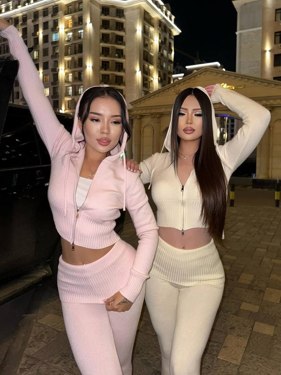 костюм женский,женский спортивный костюм из двух предметов,женский костюм из двух предметов,одежда модная,женские спортивные костюмы