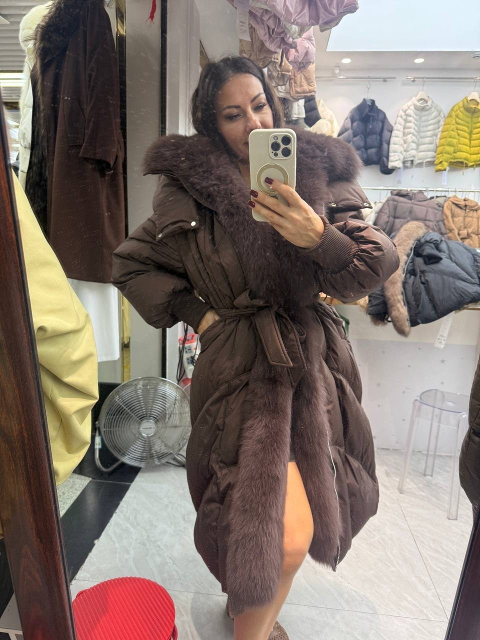 длинный пуховик с мехом натуральной лисы и капюшоном mexrussia,пуховики с натуральным мехом,пуховик с мехом,длинные пуховики,пуховик женский с мехом лисы