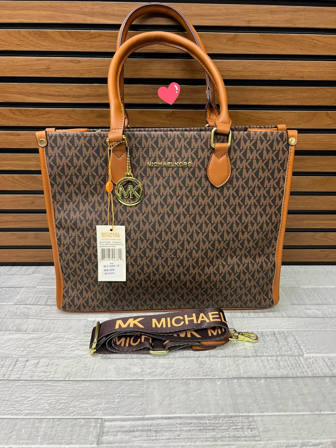 женская сумка michael kors,женская сумка большая стильная michael kors,сумка michael kors,женская сумка серо-чёрная michael kors,сумка michael kors майкл корс а4