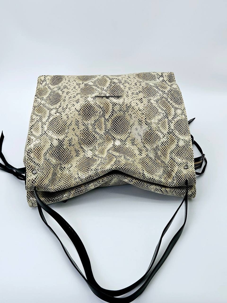 сумка,сумки женская,сумка женская из натуральной кожи питона,сумка женская питон,сумка с лазерной обработкой