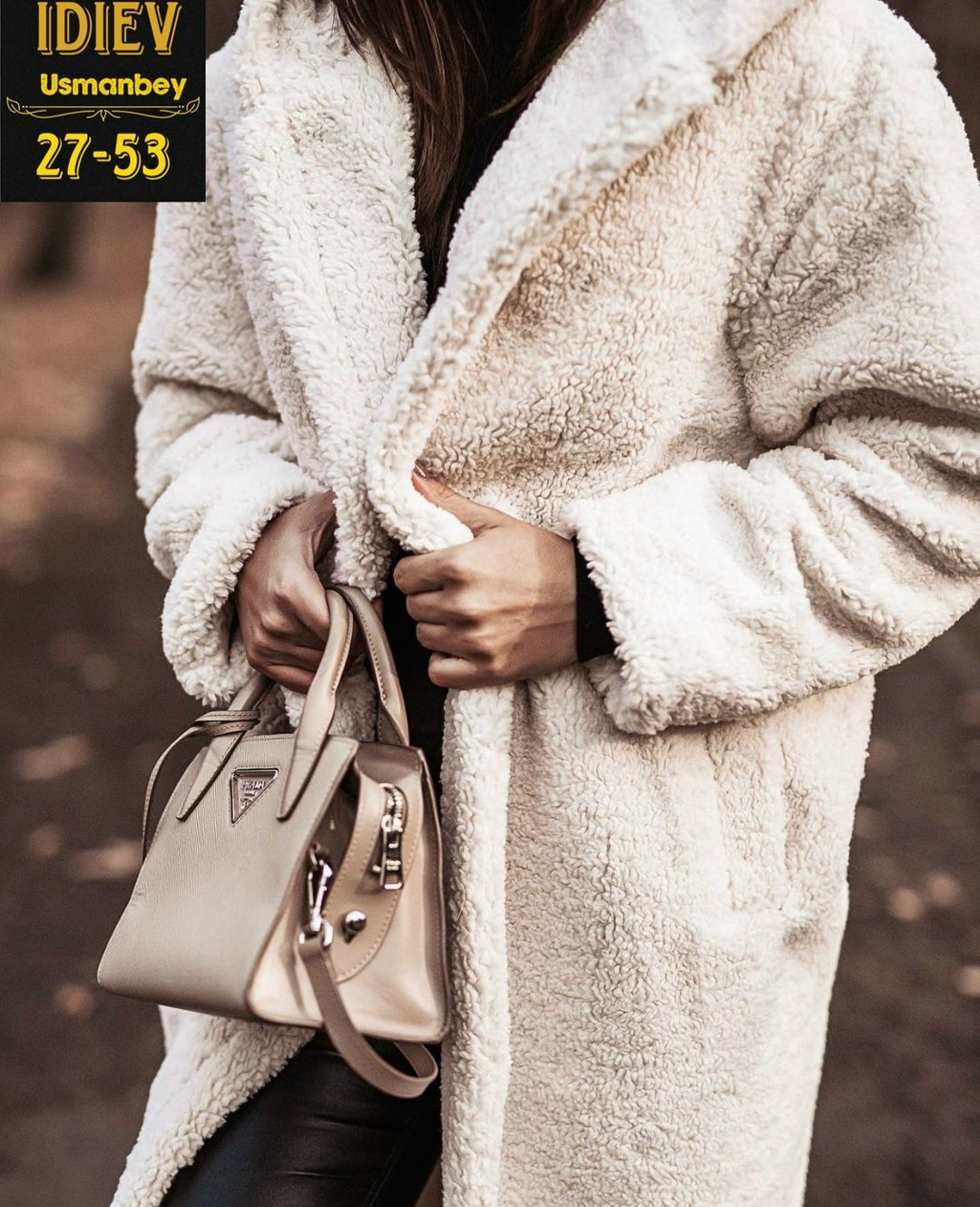 пальто барашек,женское пальто,пальто из ткани барашек,шуба,пальто барашек с капюшоном