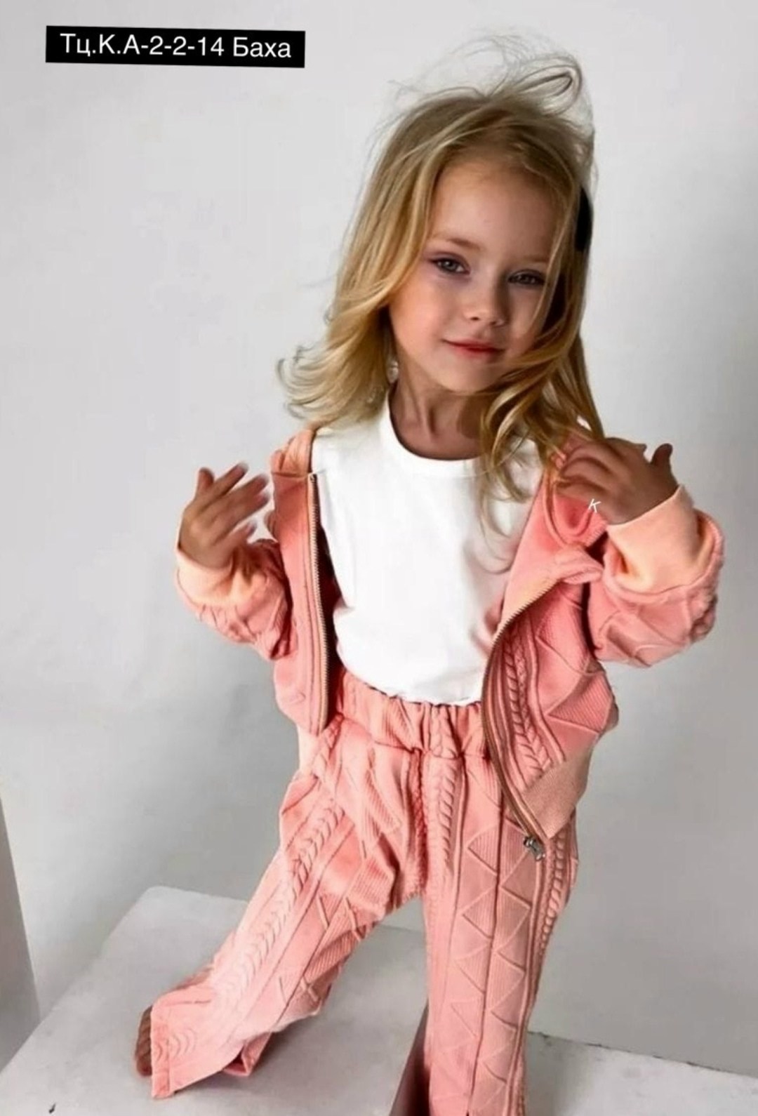 модные костюмы,трикотажные костюмы,костюм для девочек,спортивный костюм для девочек,вязаный костюм для девочек