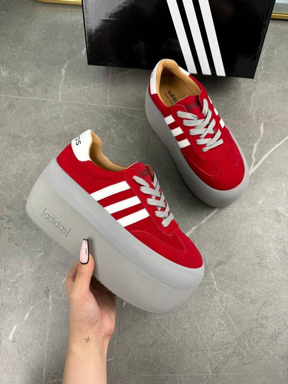 ,кроссовки женскиe,женская ,кеды женски,спортивная