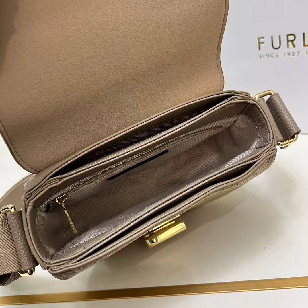 furla сумка через плечо 26cm × 18cm × 8cm,сумка фурла,сумка,furla сумка женская,женская сумочка