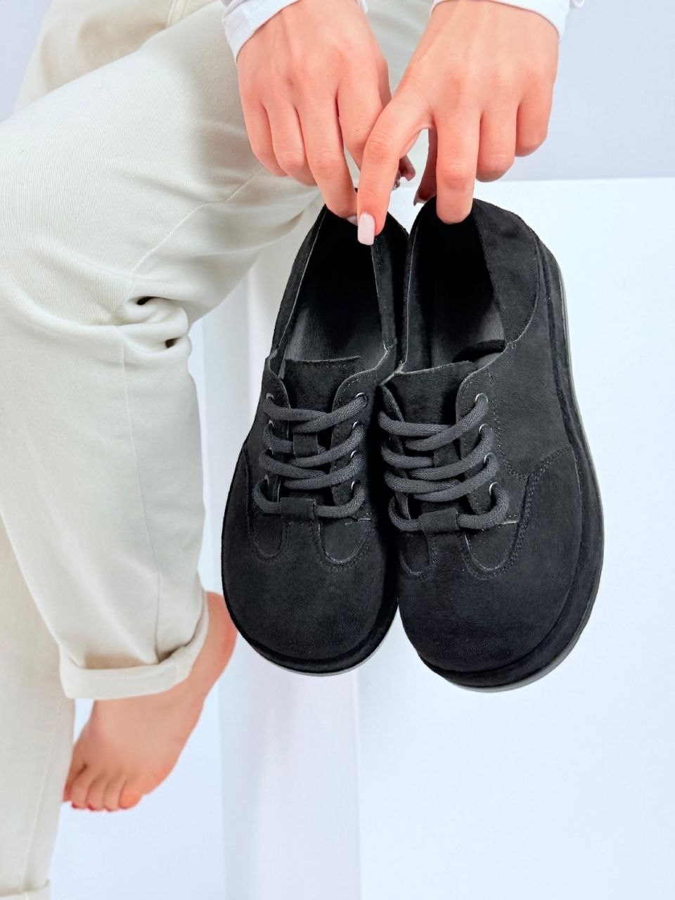 ,кроссовки замшевые,замшевые кеды,лоро пиано кеды замшевые,замшевые кеды женские