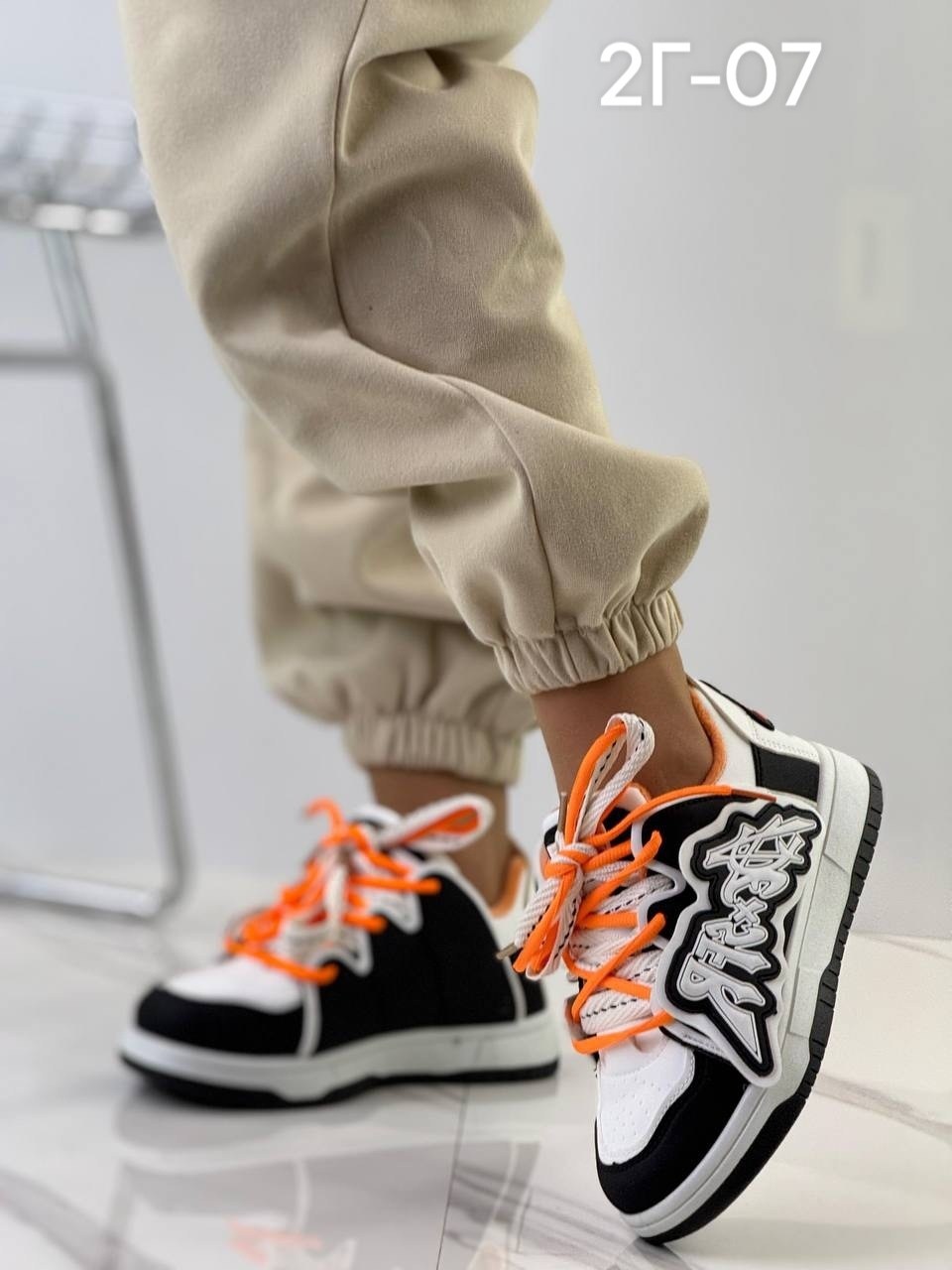 кроссовки женскиe,,модные кроссовки,спортивные кроссовки,кроссовки