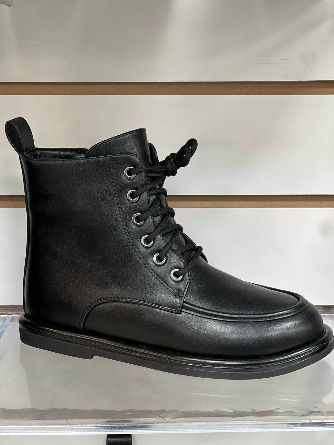 ,ботинки женские,зимняя женская ,зимние женские ботинки,женская