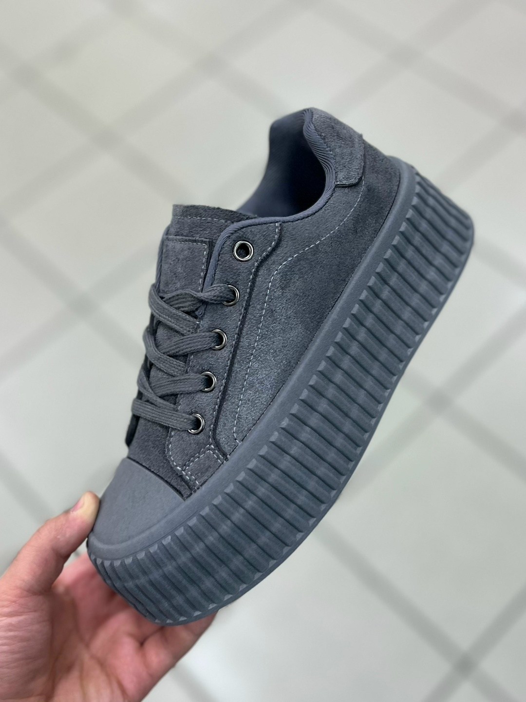 ,обуви,спортивная ,кроссовки женские на меху,адидас кеды мужские черные с толстой подошвой