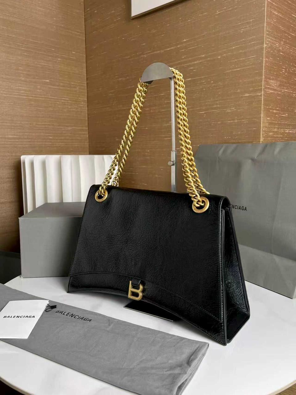 сумка balenciaga,сумка balenciaga 30х16 натуральная кожа,сумка на плечо balenciaga,модная женская сумка,сумка