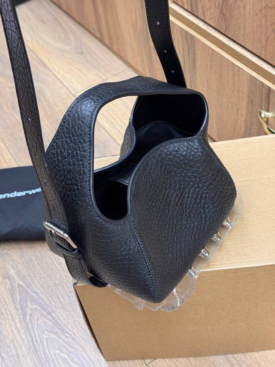 сумка,сумки женская,сумки модные,кожаная женская сумка,черная сумка