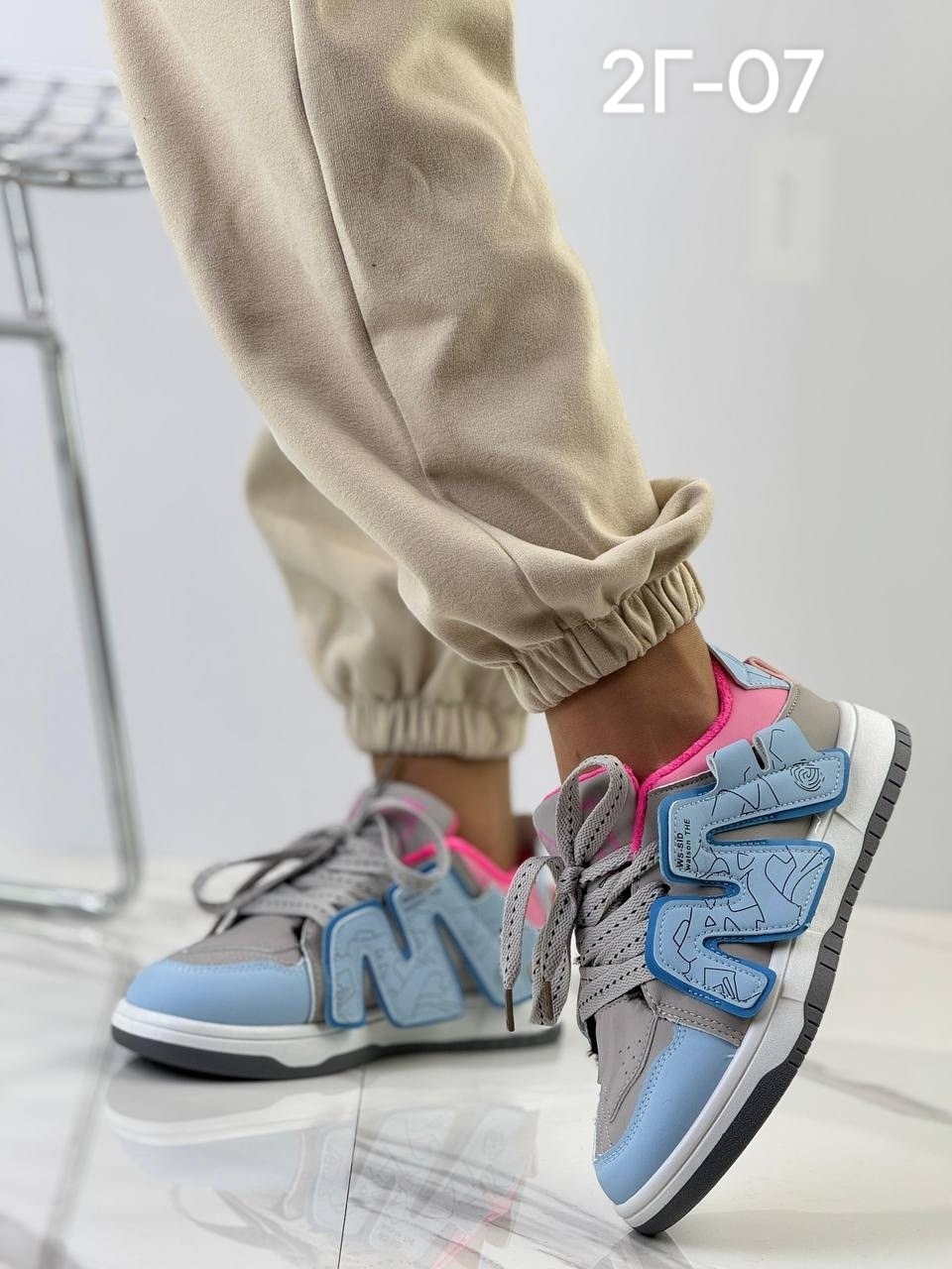 кроссовки женскиe,,модные кроссовки,спортивные кроссовки,кроссовки