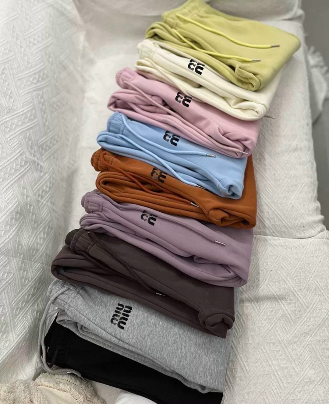 штаны женские теплые,спортивные штаны,брюки спортивные на флисе женские,спортивные штаны женские теплые,спортивные штаны флис женские