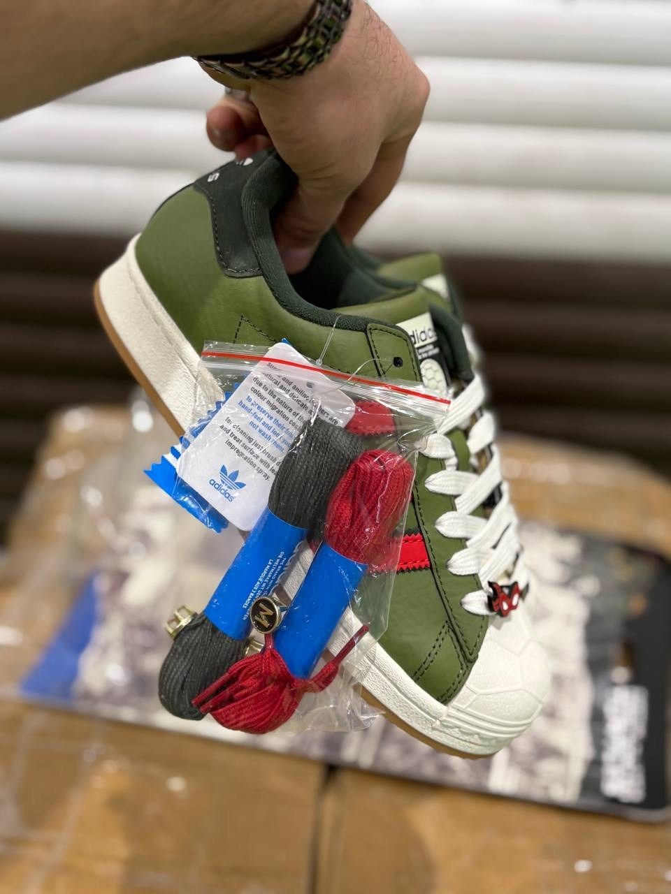 адидас суперстар черепашки ниндзя,tmnt x adidas superstar shelltoe,,кроссовки tmnt x аdidas superstar «shelltoe»,the teenage mutant ninja turtles x adidas superstar "shelltoe"