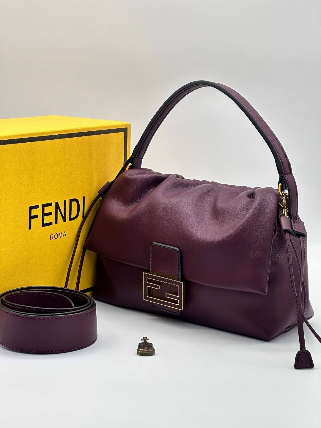 сумка fendi,женская сумка fendi,сумка фенди,женские брендовые сумки,женская брендовая сумка