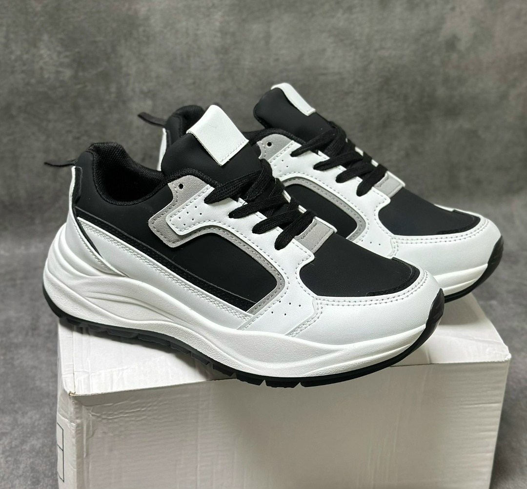 кроссовки женскиe,модные кроссовки,кроссовки,кроссовки стильные,кроссовки женские черные