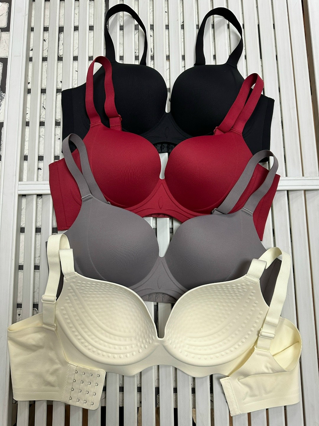 бюстгальтер гладкий без косточек honeyformat 18377,бесшовный бюстгальтер пушап без косточек milby sun 140598875,бюстгальтер бесшовный,бюстгальтер женский без косточек бесшовный,бюстгальтер