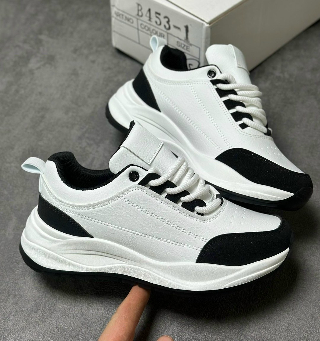 кроссовки женскиe,модные кроссовки,кроссовки,кроссовки стильные,кроссовки женские черные