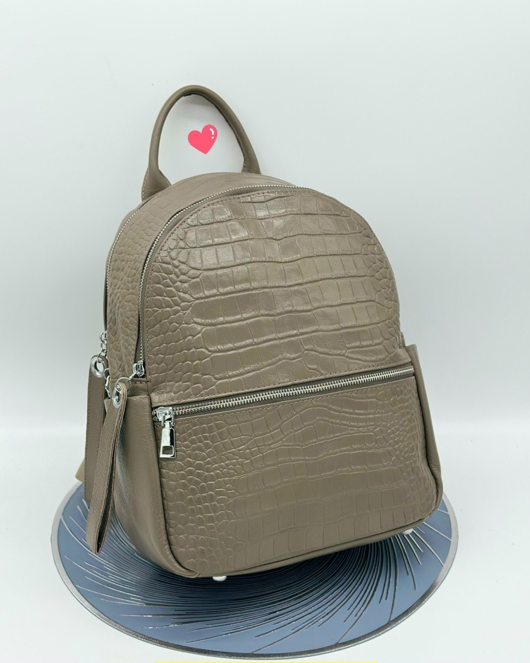 женские рюкзаки,рюкзак,кожаные рюкзаки,женский кожаный рюкзак,модные рюкзаки