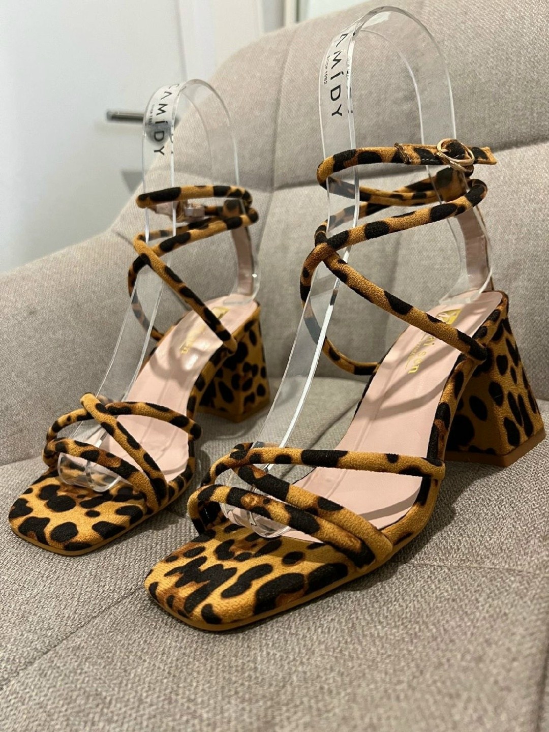 туфли эко,,босоножки с прозрачным каблуком,женская ,прозрачные босоножки