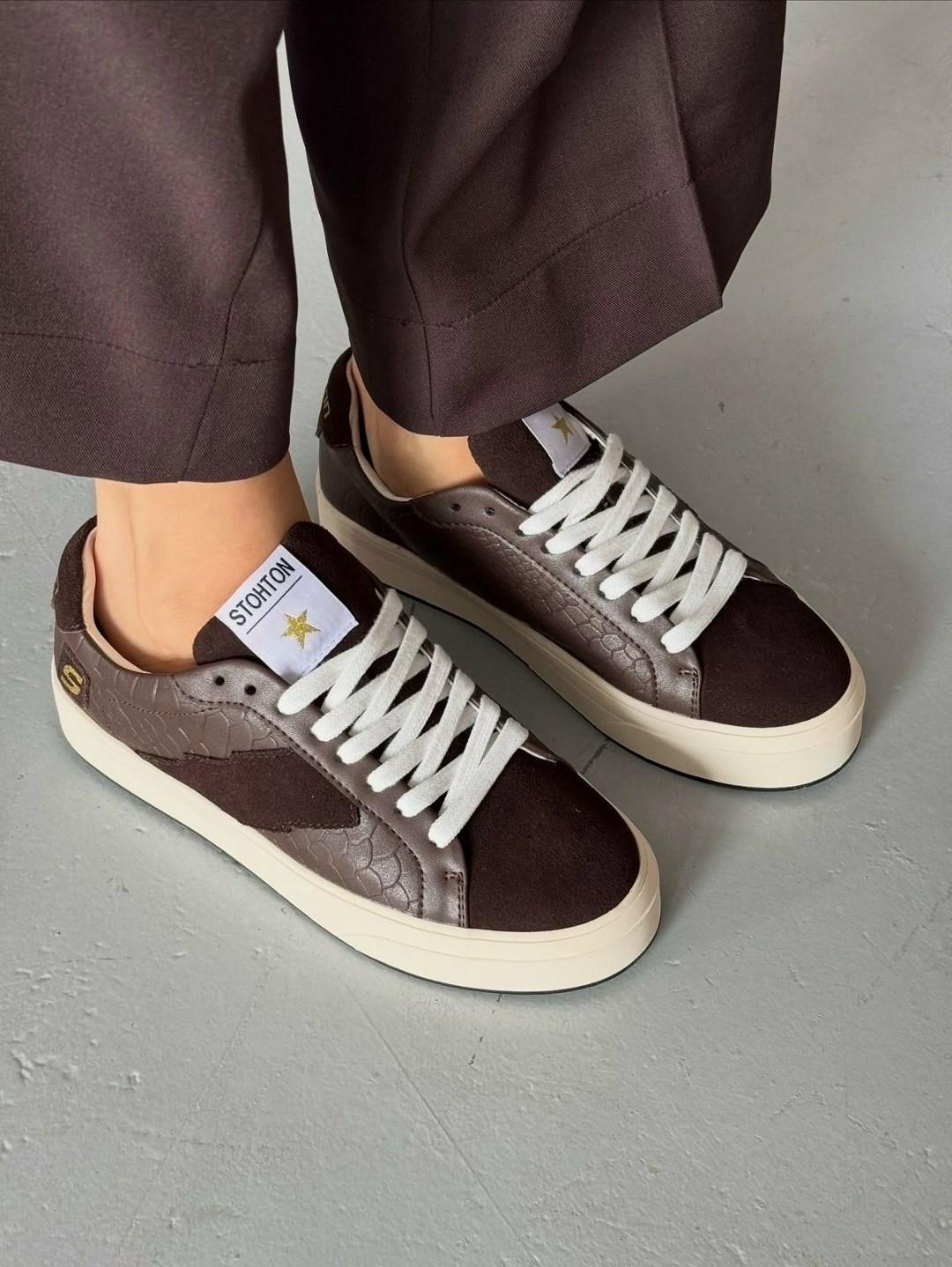 ,golden goose кеды hi star на платформе черный,converse one star,кеды брендовые,кеды golden goose