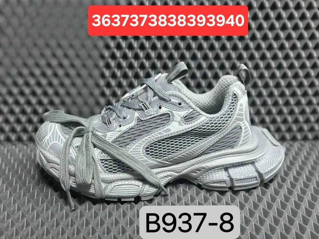 кроссовки в стиле balenciaga copy 1:1,кроссовки мужские в стиле balenciaga copy 1:1,мужские черные кроссовки balenciaga track 2,кроссовки balenciaga 3xl sneaker 'worn-out черный,кроссовки 3xl triple b