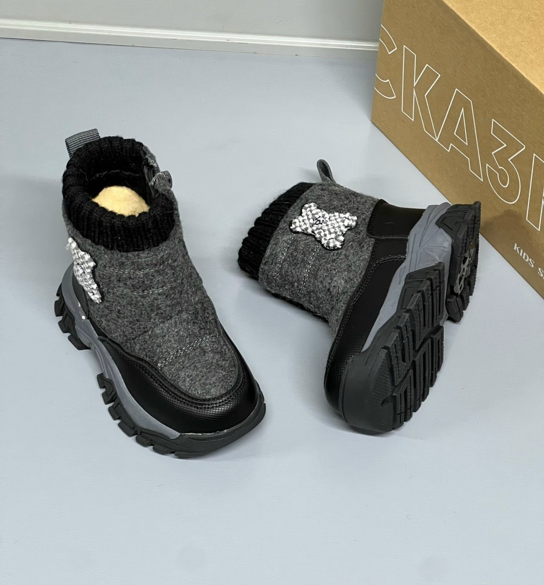 детские валенки,,детская ,зимняя ,зимние детские ботинки