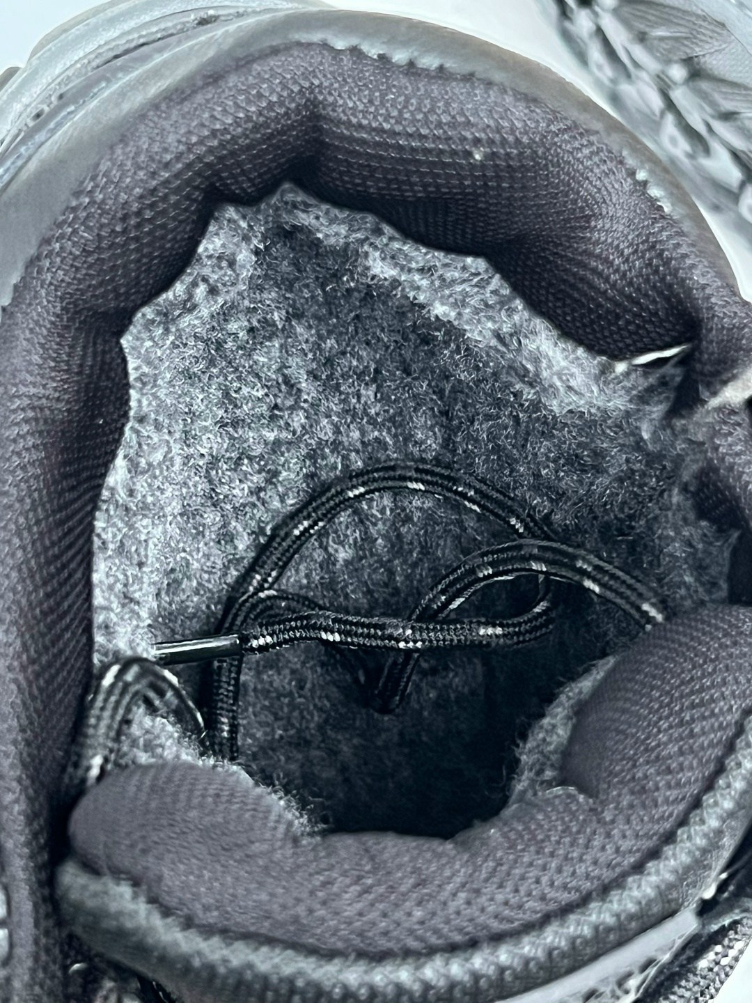 зимние мужские ботинки,,мужская зимняя ,мужские ботинки,зимние мужские кроссовки