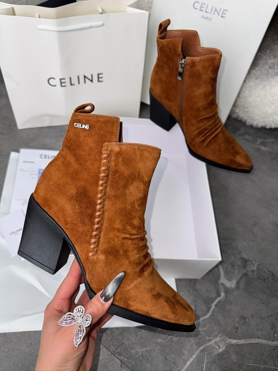 ботильоны женские,ботильоны зимние натуральная замша piniolo,замшевые ботильоны,казаки замшевые демисезонные ботинки на каблуке italyano,казаки замшевые демисезонные ботинки на каблуке italiano