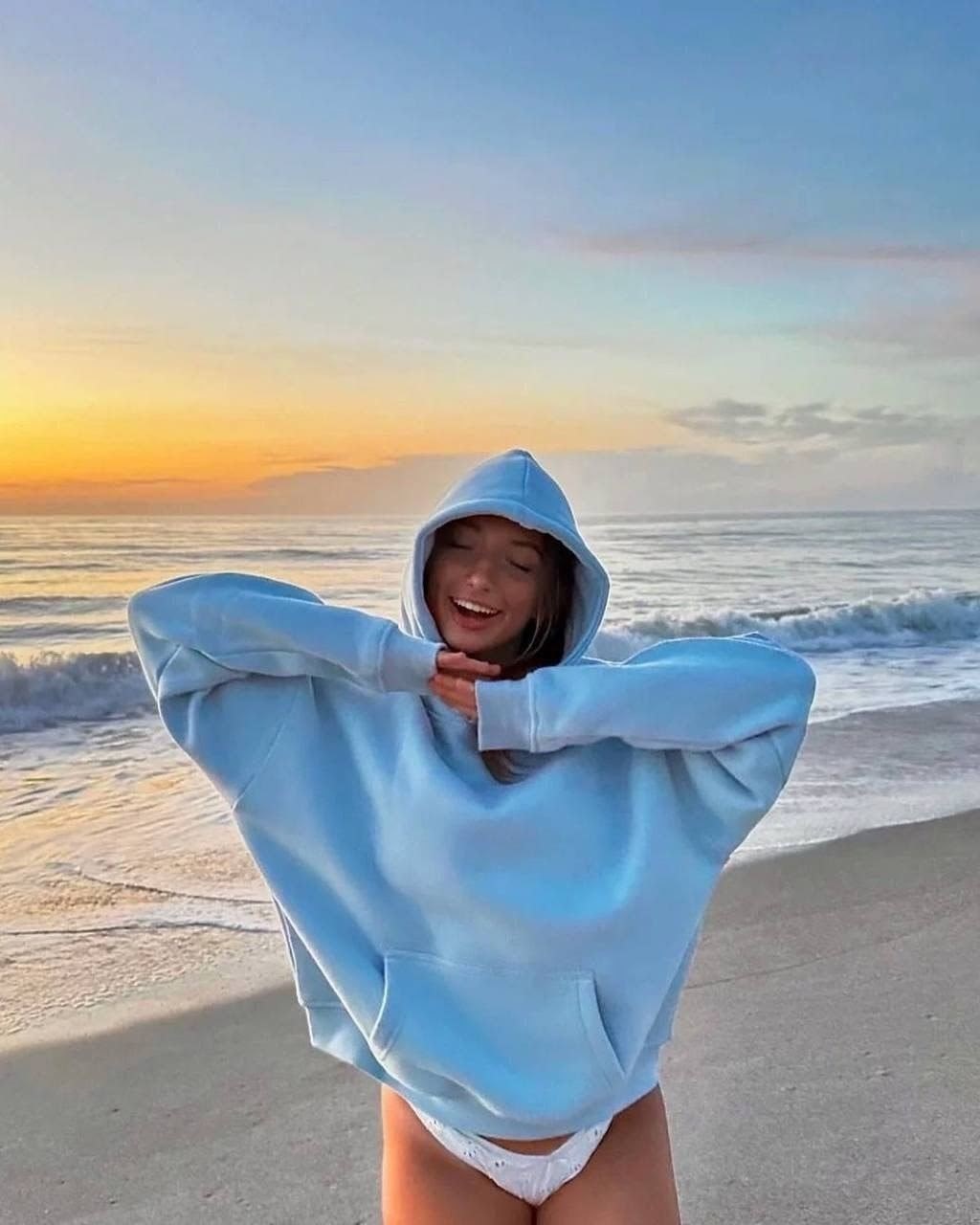 желтая толстовка,одежда толстовка,желтый свитшот,толстовка с капюшоном