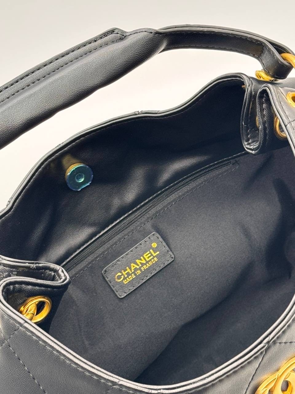 замшевая сумка chanel 25 medium бежевая,сумка женская chanel,chanel коричневая замшевая сумка тоут 25 для женщин,женская замшевая сумка chanel 35x32 см,сумка мешок женская замша chanel