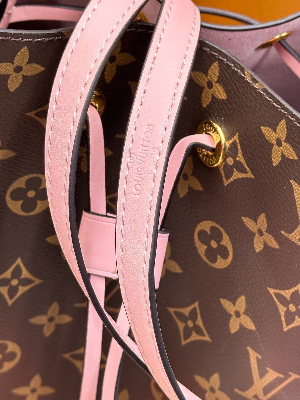 женская сумка louis vuitton,louis vuitton сумка ведро,сумка ведро луи виттон,сумка louis vuitton,луи виттон сумка