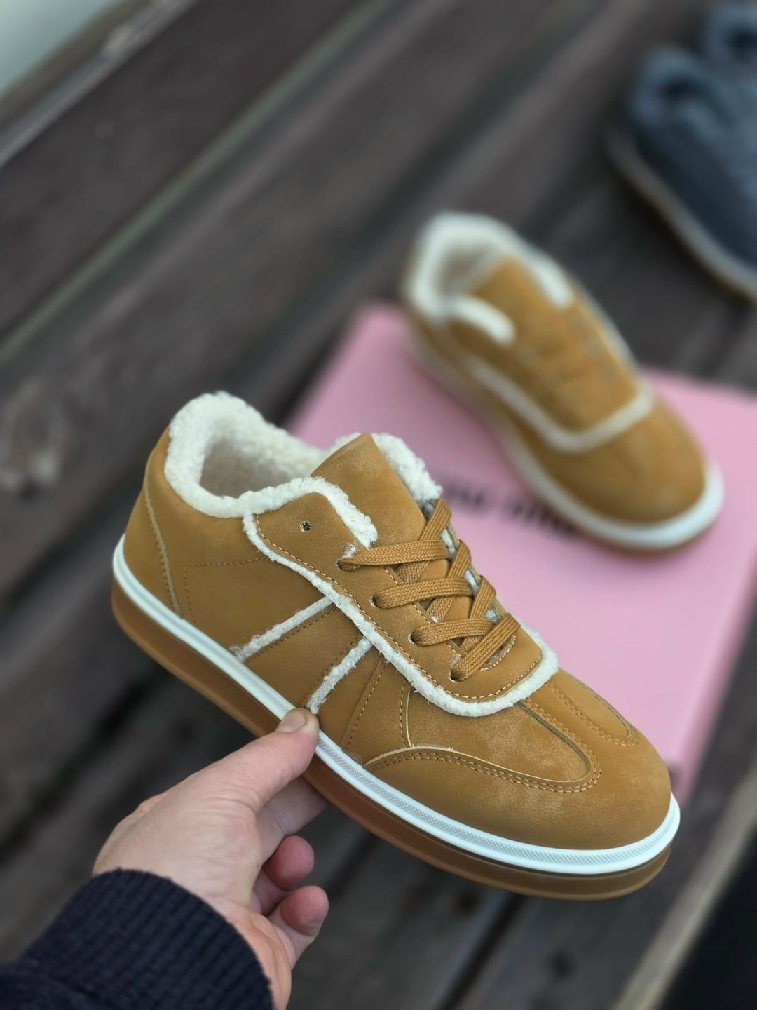 кроссовки loro piana,зимние женские кроссовки из замши с мехом loro piana серые,женские кроссовки из замши loro piana серые,кеды loro piana,кеды натуральная кожа зимние замшевые серые reversal