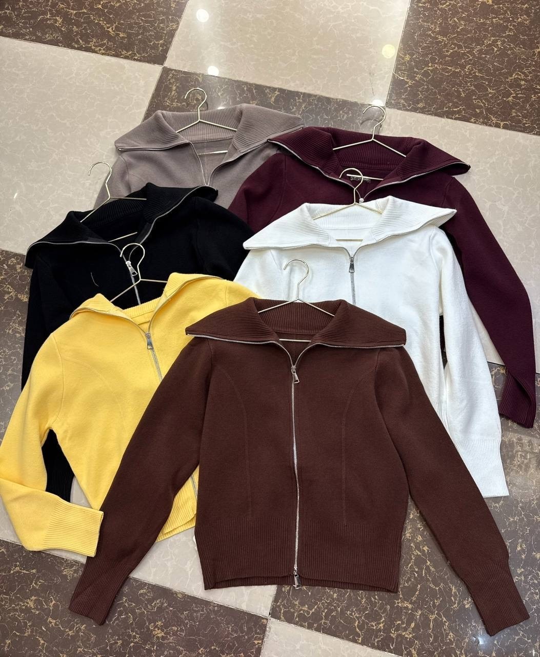 худи на молнии без начеса с завязками xtz streetwear,толстовка укороченная на молнии с капюшоном у2к xtz streetwear,женская кофта,кофта короткая,стильный костюм