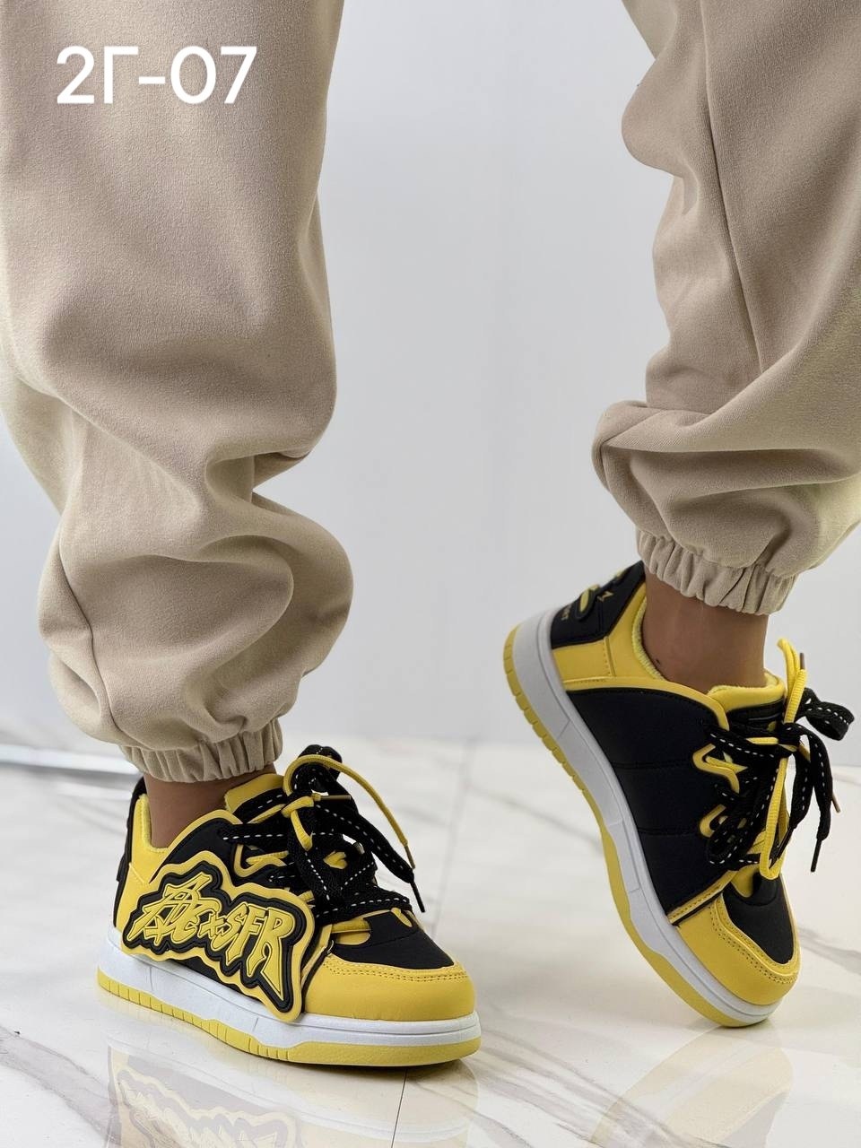 кроссовки женскиe,,модные кроссовки,спортивные кроссовки,кроссовки