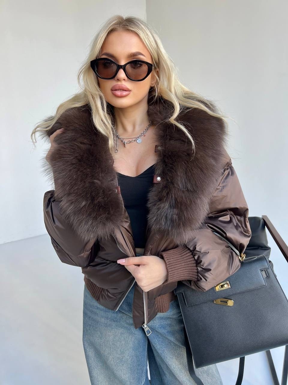 женская куртка,пуховик женский,пуховик с мехом,пуховик с натуральным мехом,короткий пуховик
