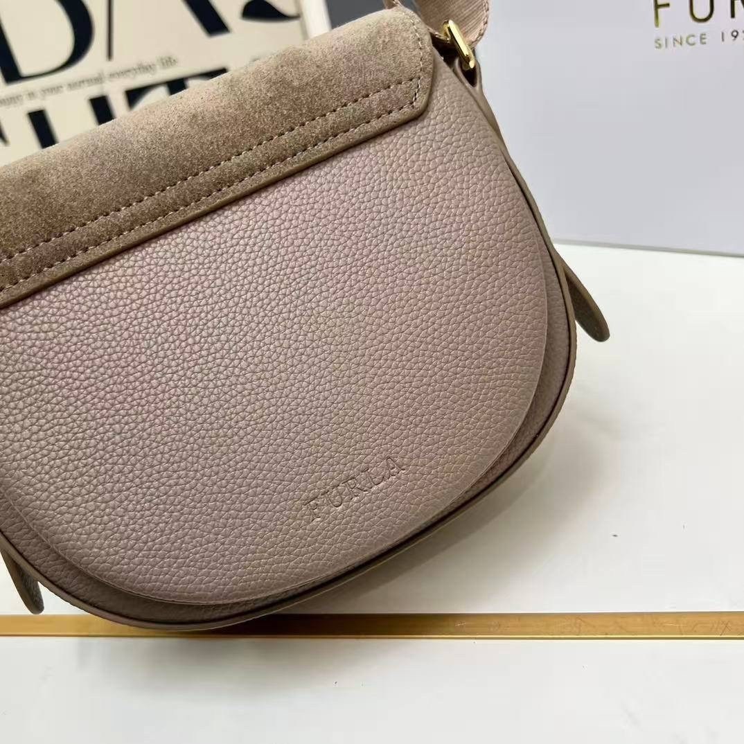 furla сумка через плечо 26cm × 18cm × 8cm,сумка фурла,сумка,furla сумка женская,женская сумочка