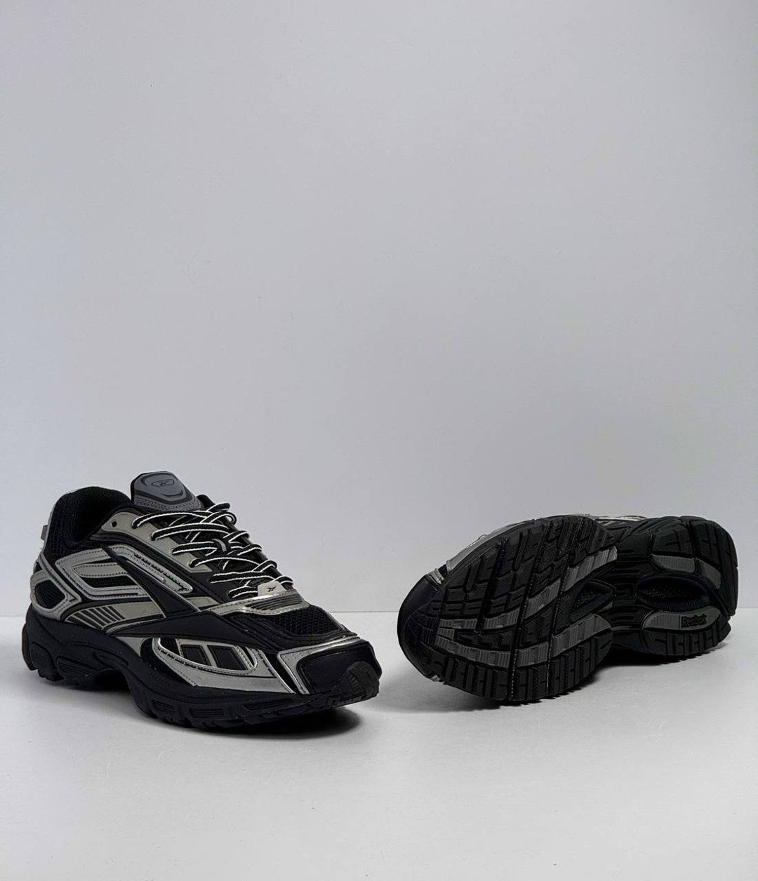 кроссовки мужские balenciaga b-cross16-07 черные 39 ru,мужские черные кроссовки balenciaga track 2,кроссовки спортивные balenciaga цвет черный,кроссовки balenciaga,кроссовки balenciaga 3xl