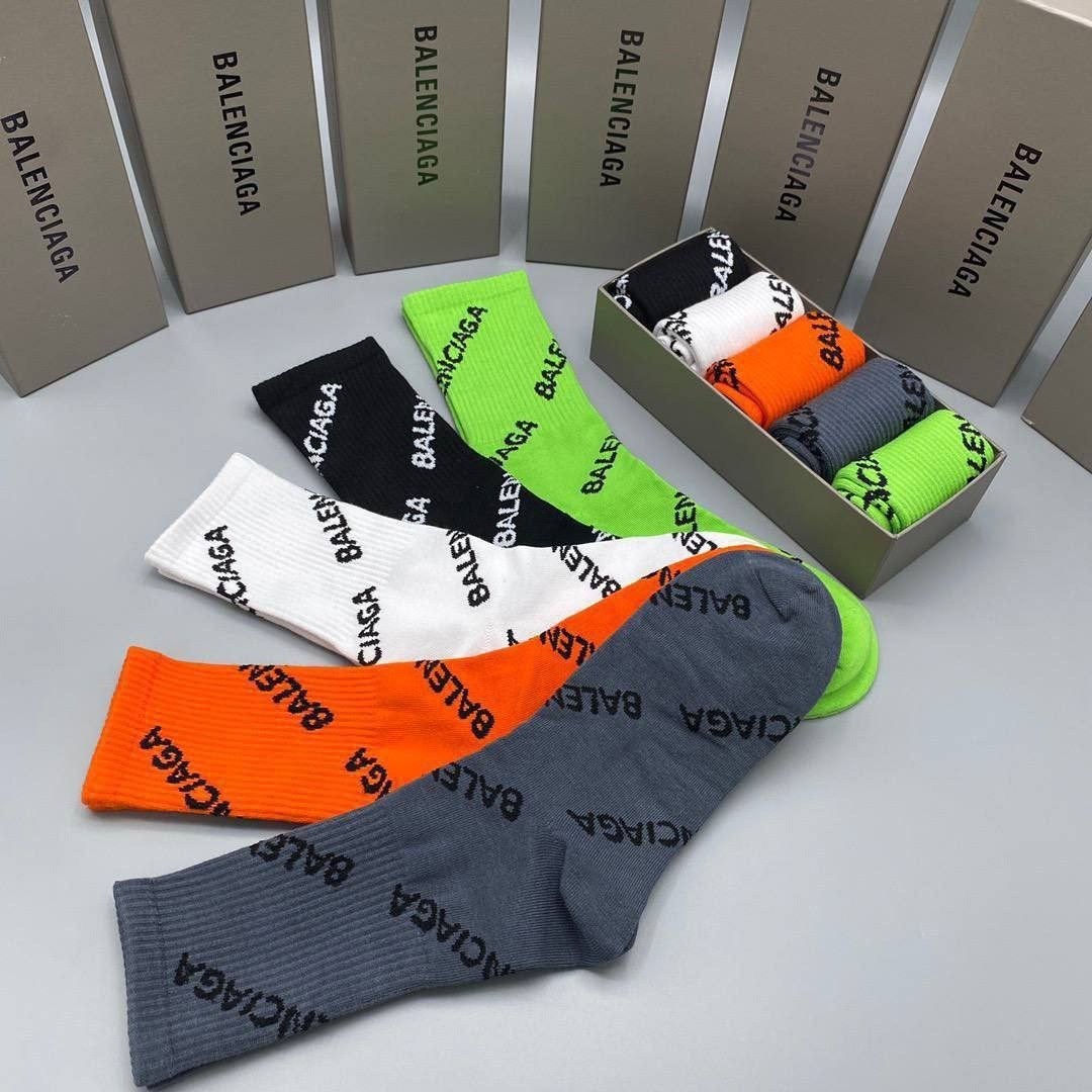 носки balenciaga,комплект носков balenciaga,balenciaga socks,баленсиага сокс,мужские черные носки balenciaga