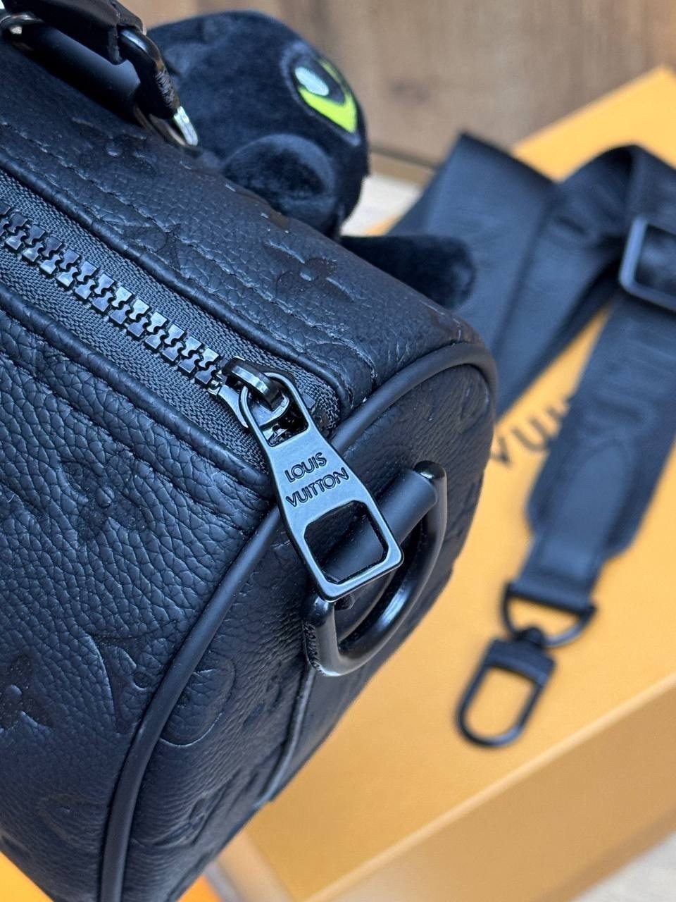 louis vuitton сумка,сумка louis vuitton женская,louis vuitton сумка на плечо,сумка на плечо круглая louis vuitton,модная сумка