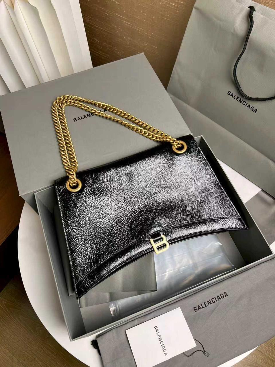 сумка balenciaga,сумка balenciaga 30х16 натуральная кожа,сумка на плечо balenciaga,модная женская сумка,сумка