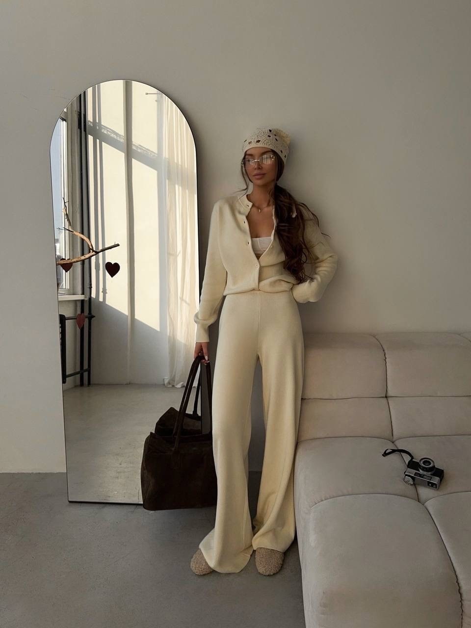 костюм брючный трикотажный,трикотажные костюмы женские,трикотажные костюмы,женские брючные костюмы,костюм женский теплый