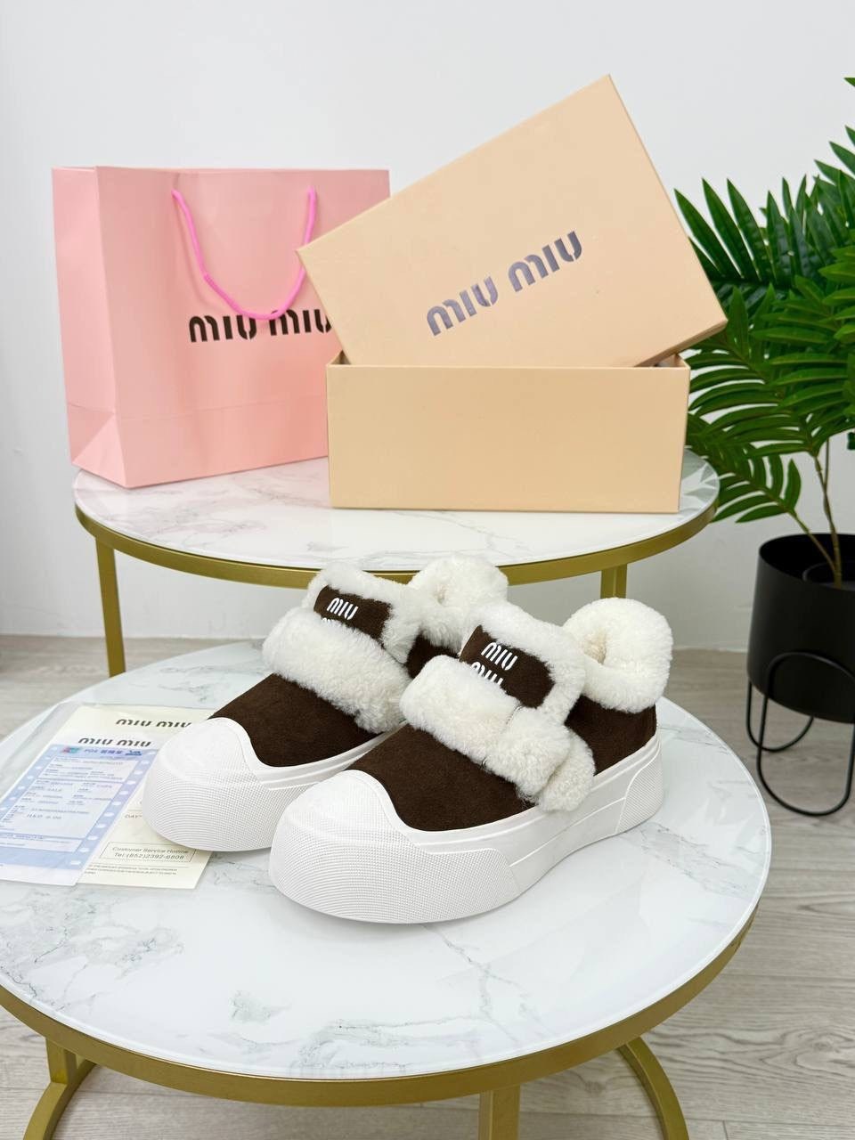 ,брендовые кеды ugg на толстой подошве с мехом,кеды miu miu женские, женская,кеды меховые женские