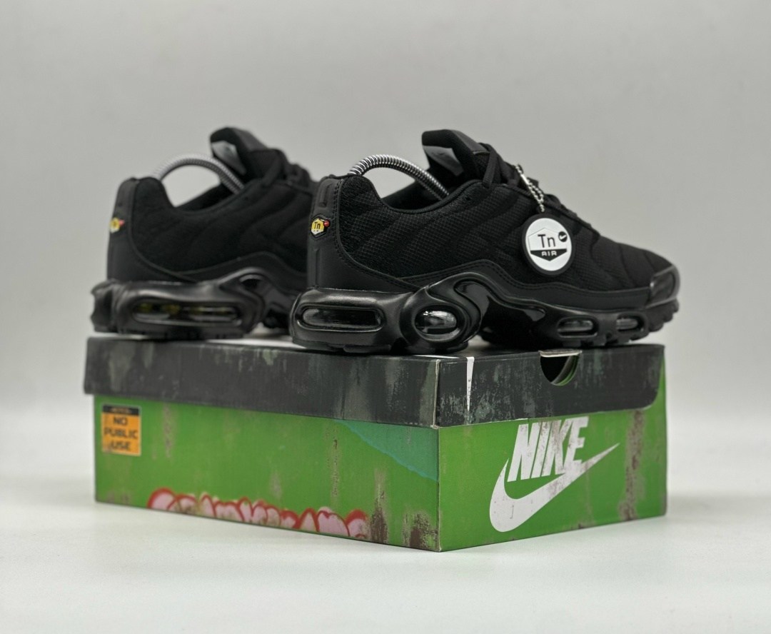 кроссовки nike air max plus tn,кроссовки nike air max plus tn nike,nike air max plus tn black,мужские кроссовки nike air max tn plus,nike air max tn plus